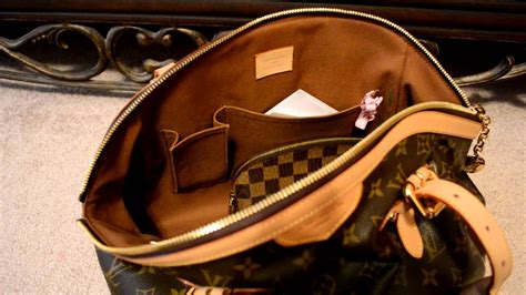 what does the inside of a louis vuitton look like|Louis Vuitton bags interior.